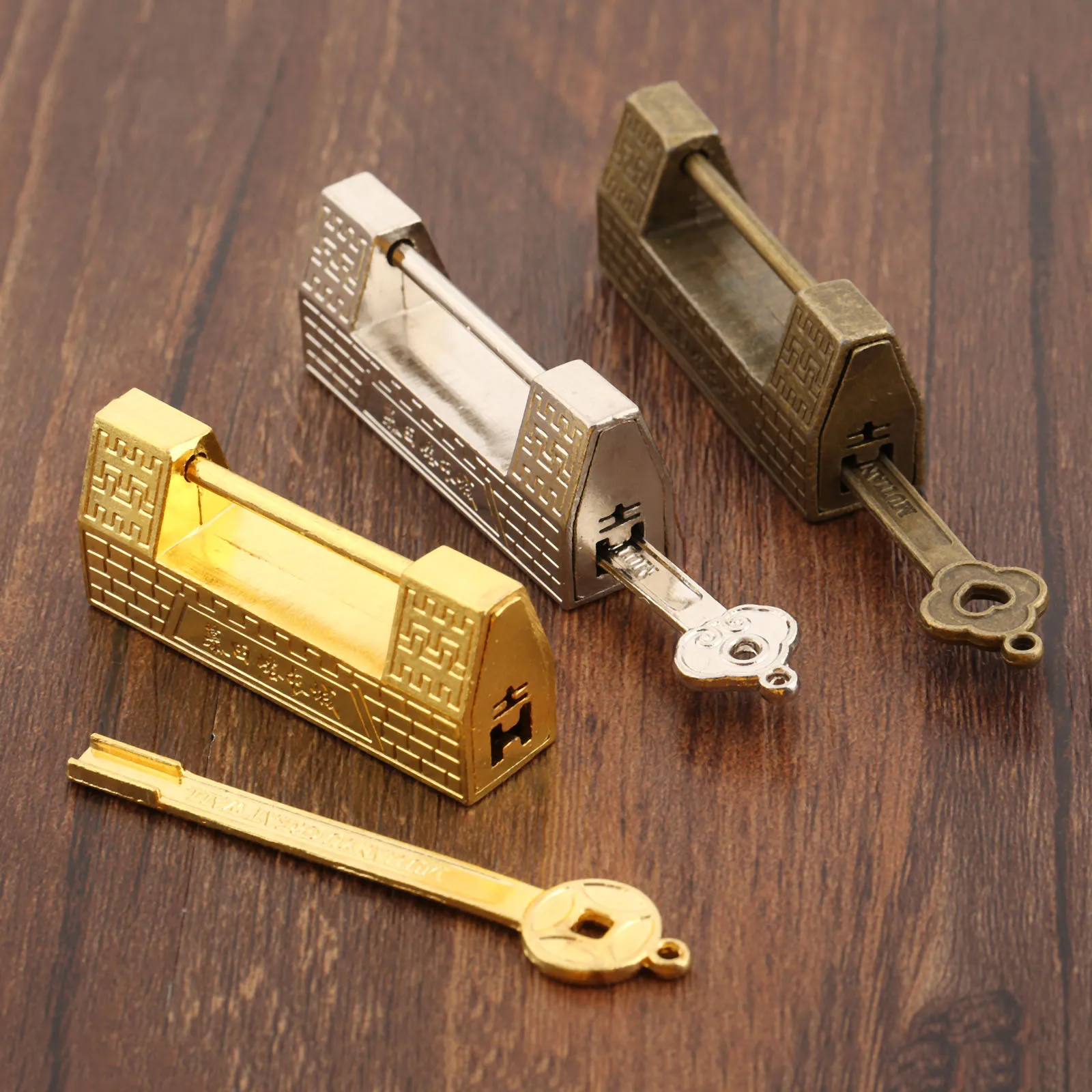 

1Pcs Vintage Old Lock Retro Great Wall Padlock Jewelry Wooden Box Padlock Lock for Suitcase Drawer Cabinet Door Hardware Locks