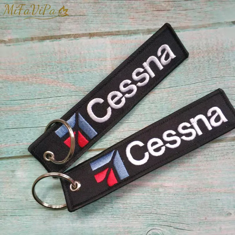 MiFaViPa 1 PC Cessna Keychain Fashion Trinket Phone Strap Black Embroidery BOEING 737 Key Chain for Aviation Gift Key Ring Chain