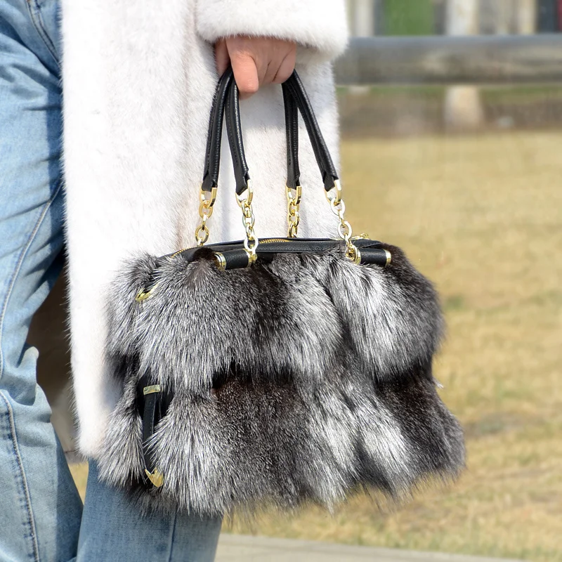 Women\'s Fox Fur Handbag New Fashion High-End Atmosphere Autumn And Winter Plush Fur Handbag Women\'s Shoulder Bag Messenger Bag