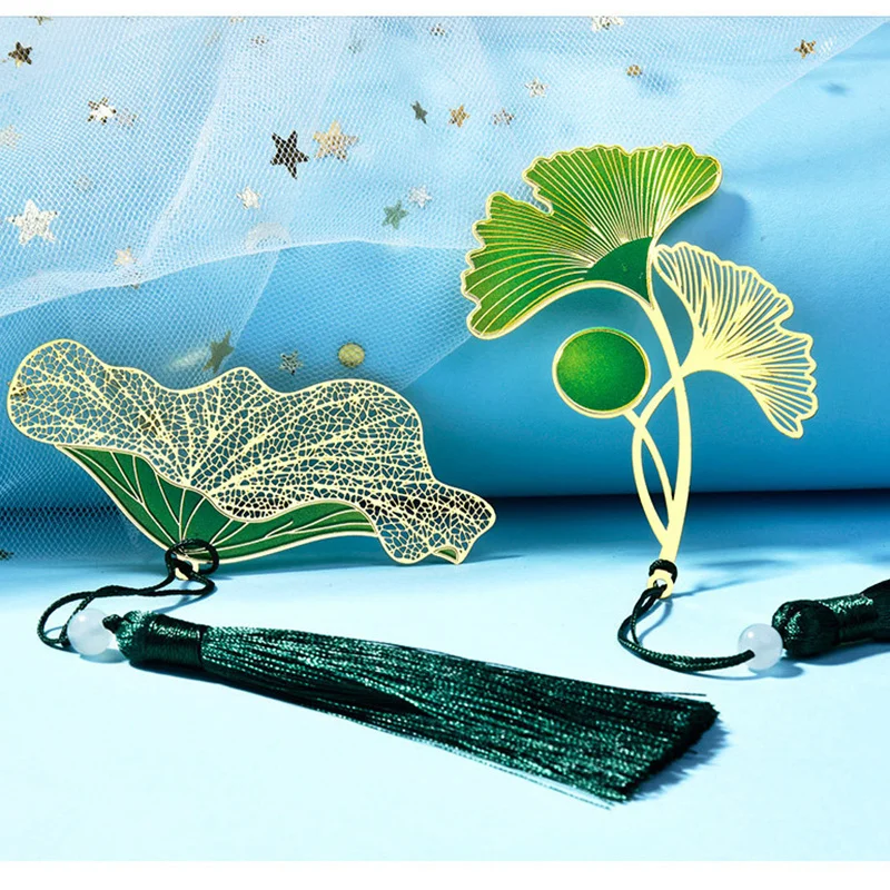 1 Psc Metal Bookmark Vintage Chinese Style Rose Flower Four Leaf Clover Hollow Fringed Pendant 3D Painted Bookmarks for Books