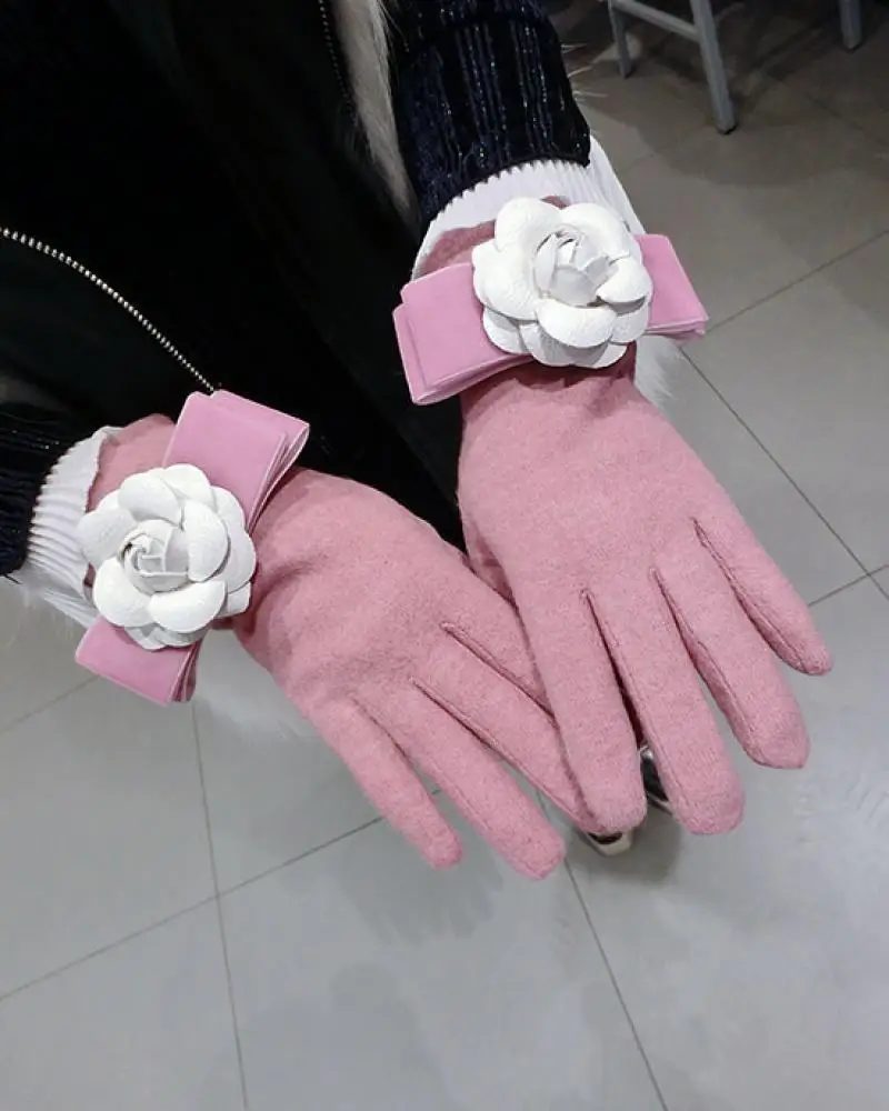 Autumn and Winter New Camellia Flower Bowknot Cashmere Warmth and Thick Split Finger Fashionable Female Touch Screen Gloves