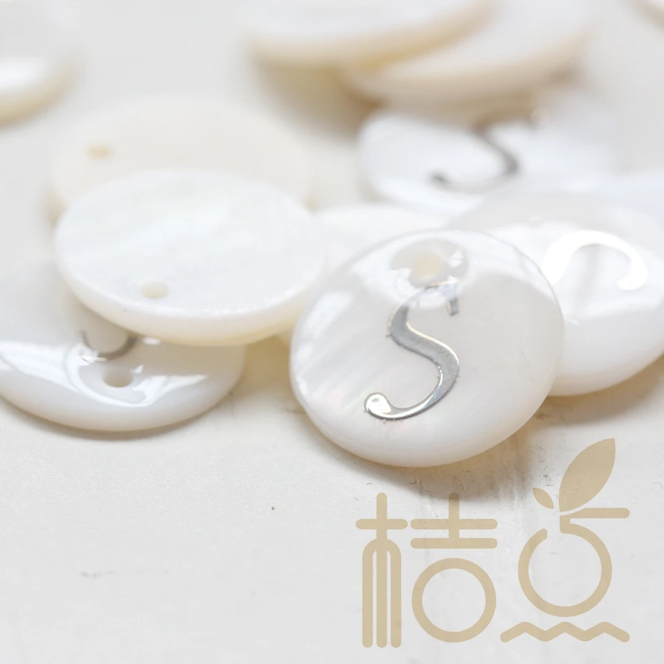DIY Supply-Natural Shell with Alphabet Finding - Silver Color - Alphabet - Letter - Round 15mm (B203)