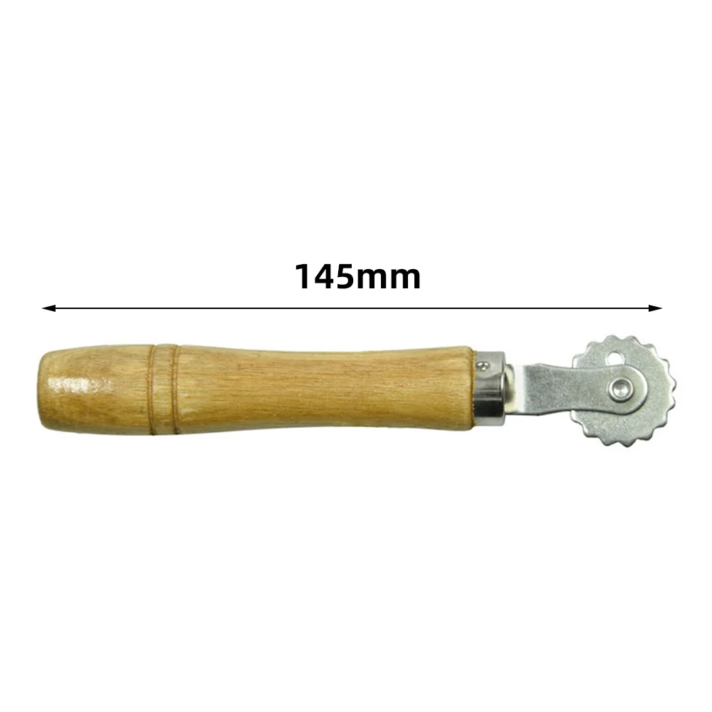 1PC 14.5cm Beekeeper Gear Embedding Device Beekeeping Essential Tools with Zinc Roller Wooden Handle Wire Embedder Total