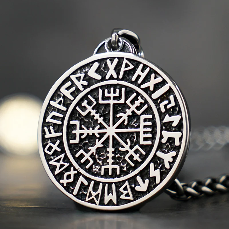 

Vegvisir The viking necklace for men wolf stainless steel pendant