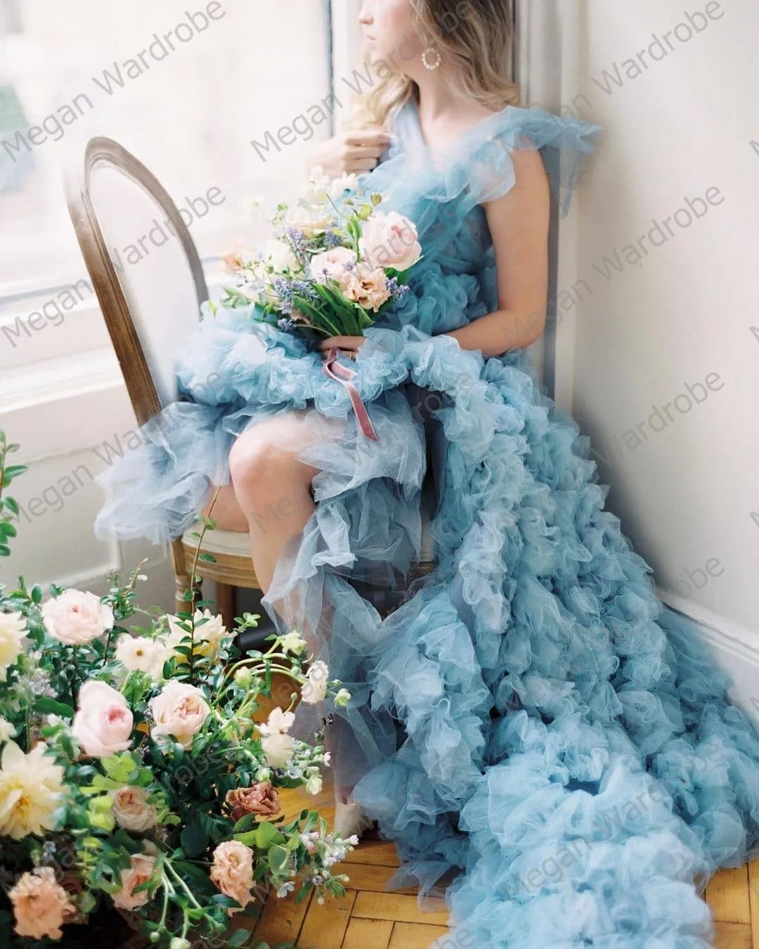 2021 Pretty Extra Puffy Ruffled Tulle Long Party Dresses Women Deep V-Neck Backless Tiered Tutu Tulle Prom Gowns Muilty Color