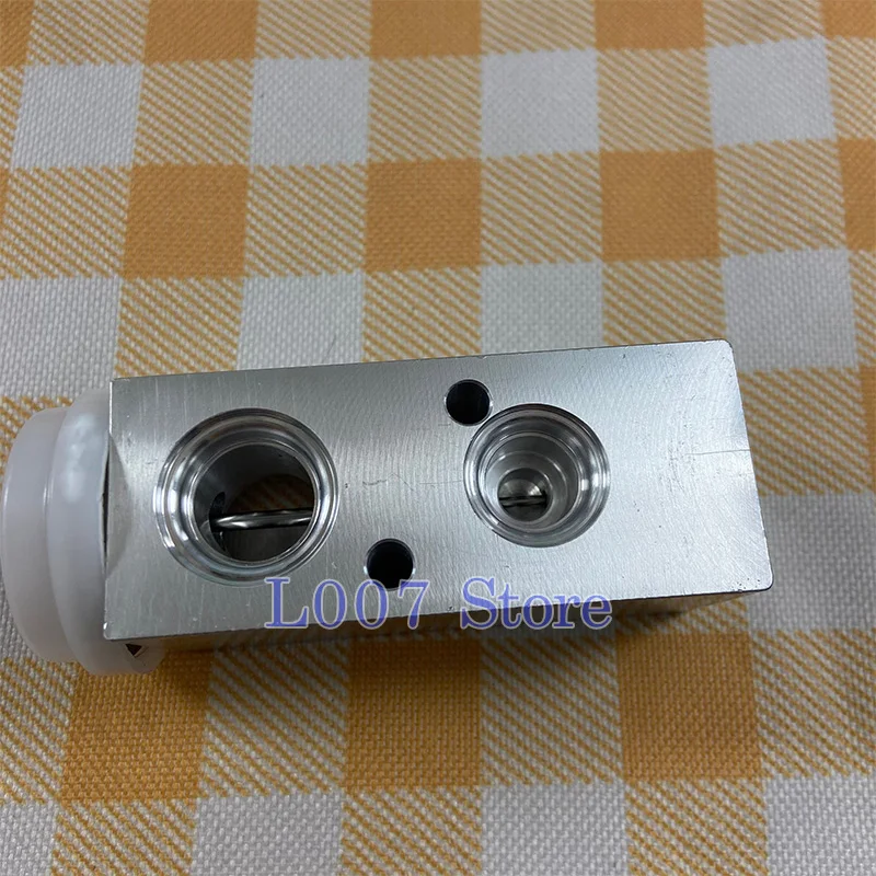 Auto Spare Parts Air Conditioner Expansion Valve For GM DAEWOO Epica Chevrolet NO: 96492806