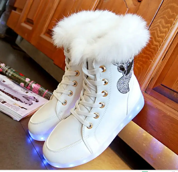 2021 Fleece Snow Boots Women UBS LED Light Shoes Casual Rabbit Hair Ankle Boots Shoes Winter Boots Warm Ladies Flat Shoes Mujer