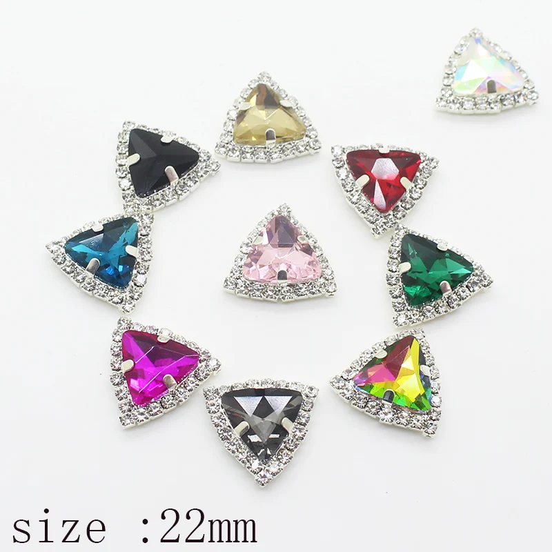 

Горячая продажа треугольная стеклянная Кнопка 10 шт./лот 22 мм стразы кнопка Красивая DIY шитье для Рождественского украшения платья аксессуары