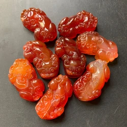 Carnelian Stone Pixiu Amulet Agate Stones Natural Animal Pendant Figurine Statue Fengshui Lucky Stone 1pc