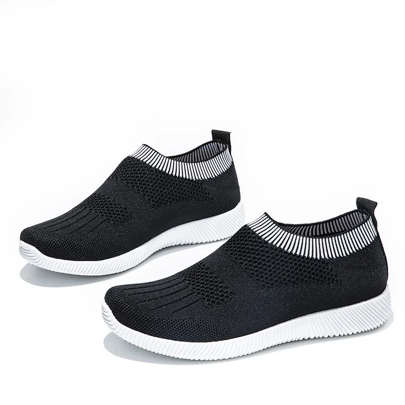 High Quality Women Sneakers Slip On Flats Shoes Women Loafers Plus Size 43 Walking Flat Women Vulcanized Shoes56bn