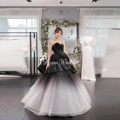 Chic Black White Puffy A-Line Ball Gowns Women Girls Elegant Strapless Ruffles Long Tulle Evening Dresses For Special Occasion