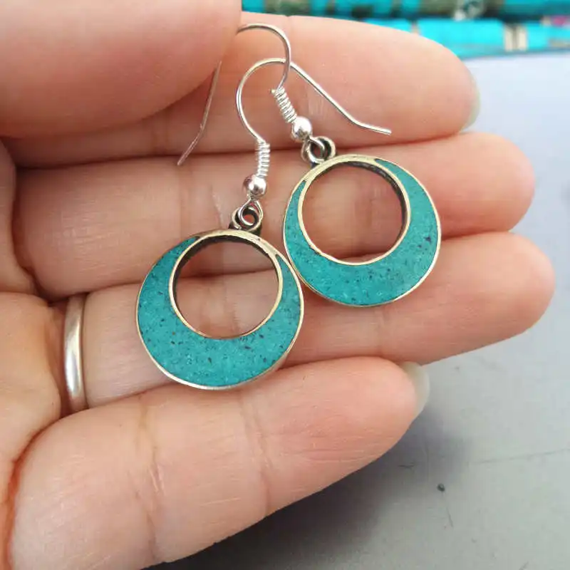 E128 Ethnic Vintage Earring Circle Charm Earrings Nepal Lovely Moon Ear ring