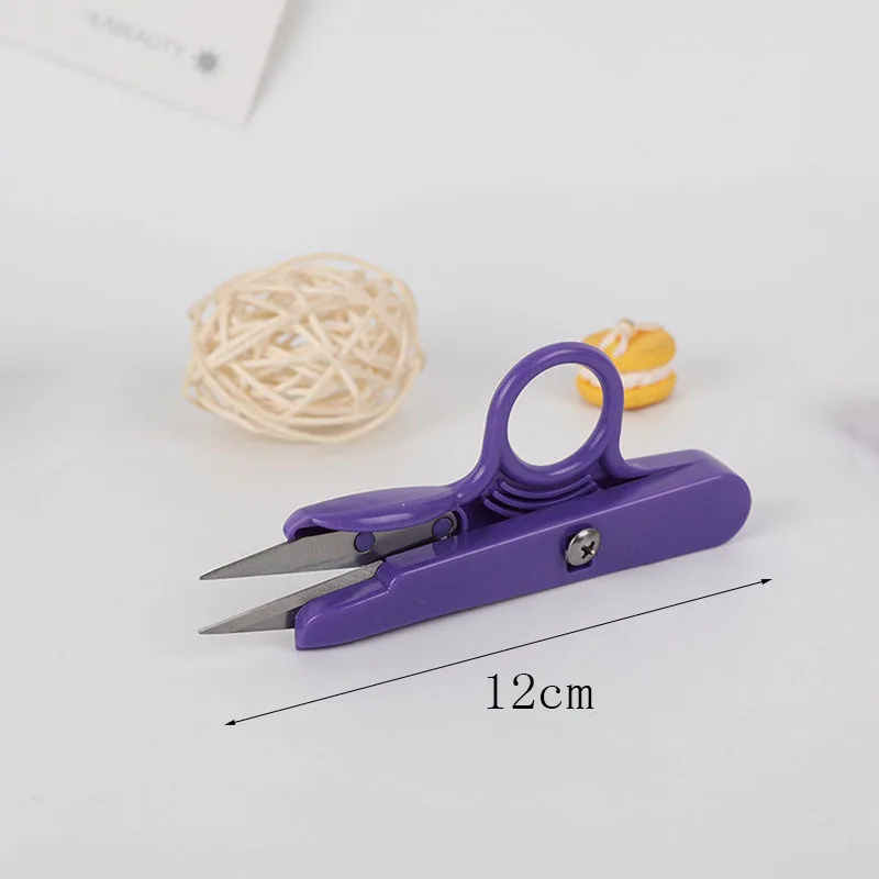 1 Piece 12cm Length Mini Random Color Yarn Spring Yarn Cutter Cross Stitch Thread Cutter Finger Loop Yarn Cutter DIY Crafts