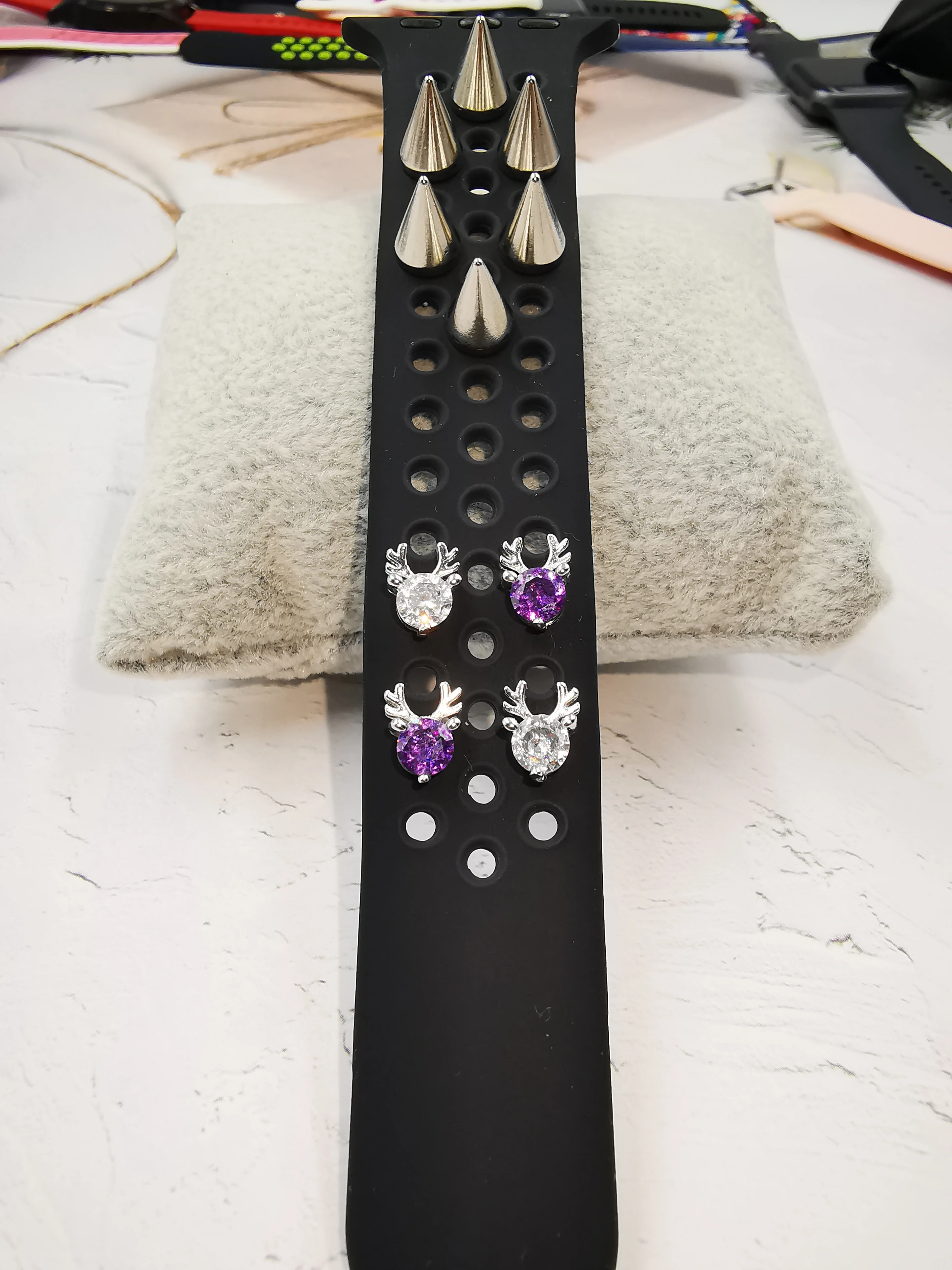 กวาง Charms ตกแต่งแหวนสำหรับ Apple นาฬิกาเครื่องประดับเพชรสมาร์ทนาฬิกาซิลิโคนสายคล้องคอสำหรับ Iwatch สร้อยข้อมือ