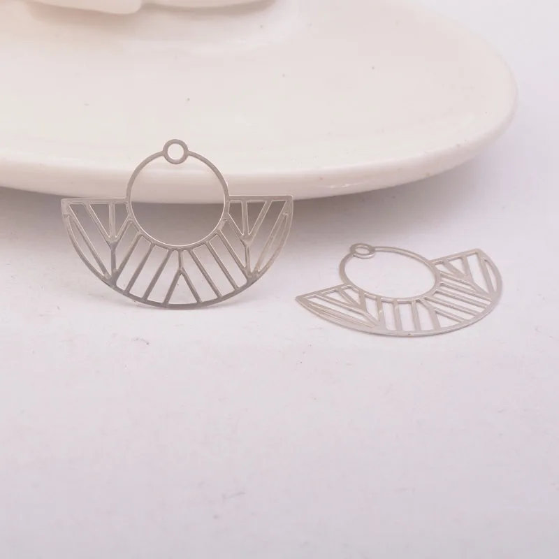 50 Stück AB5547 23*30mm Filigrane Boot-Anhänger, Seeschiff-Anhänger für DIY-Schmuckherstellung – Detail 8