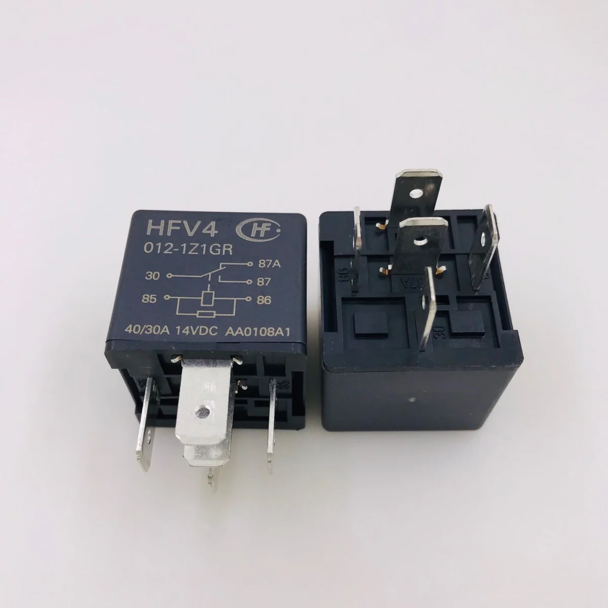 Rádio com 5 pinos 40a14vdc