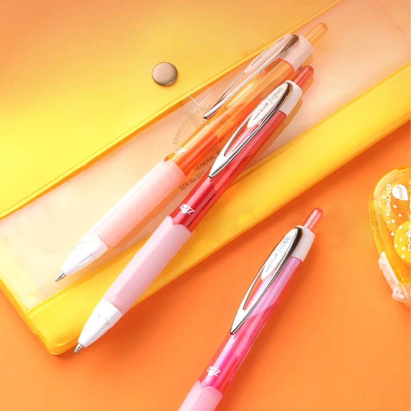 1pcs Japanese Uni Press Type Gel Pen Umn-207/umn-207F Soft Grip 0.5mm/0.7mm Gel Pen Student Signature/pen for Business Office