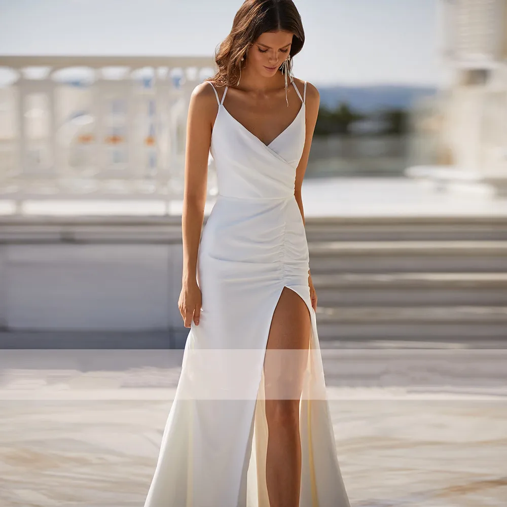 Robe de Mariée Blanche Simple en Satin Doux, Col en V, Bretelles Spaghetti, Dos aux, Fente Latérale, Longueur au Sol, Moderne, Personnalisée, 2025