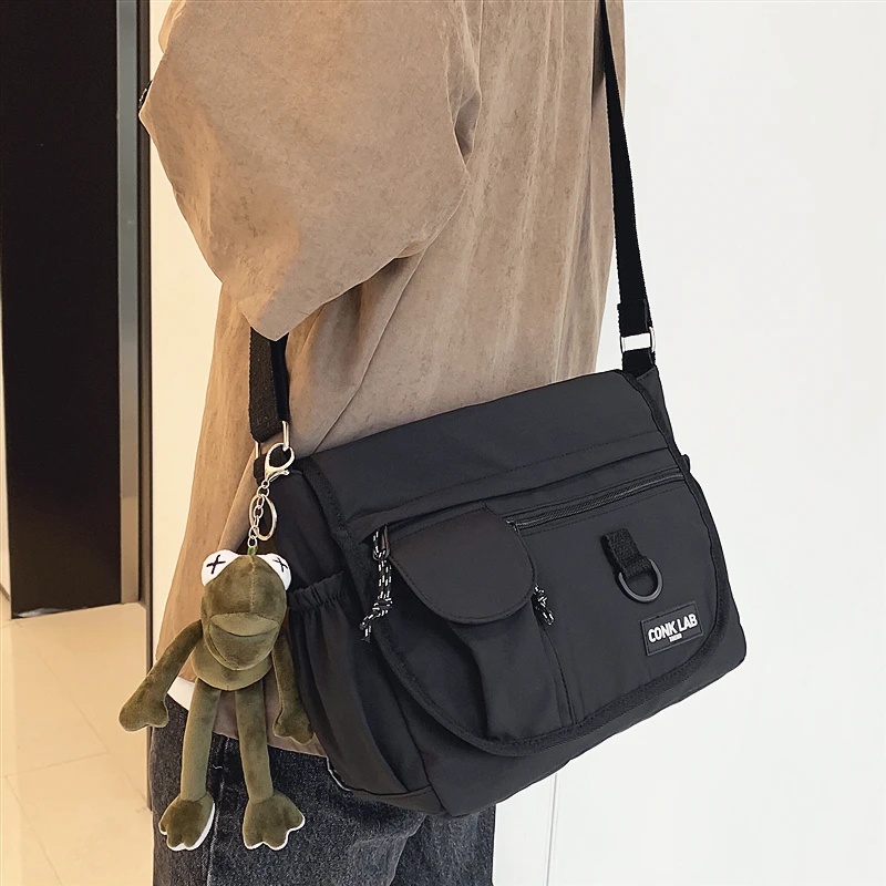 Japanese Fashion Brand Messenger Bag Couple Tooling Bag Ins Function Style Versatile Girl Shoulder Bag Fashion Shoulder Bag