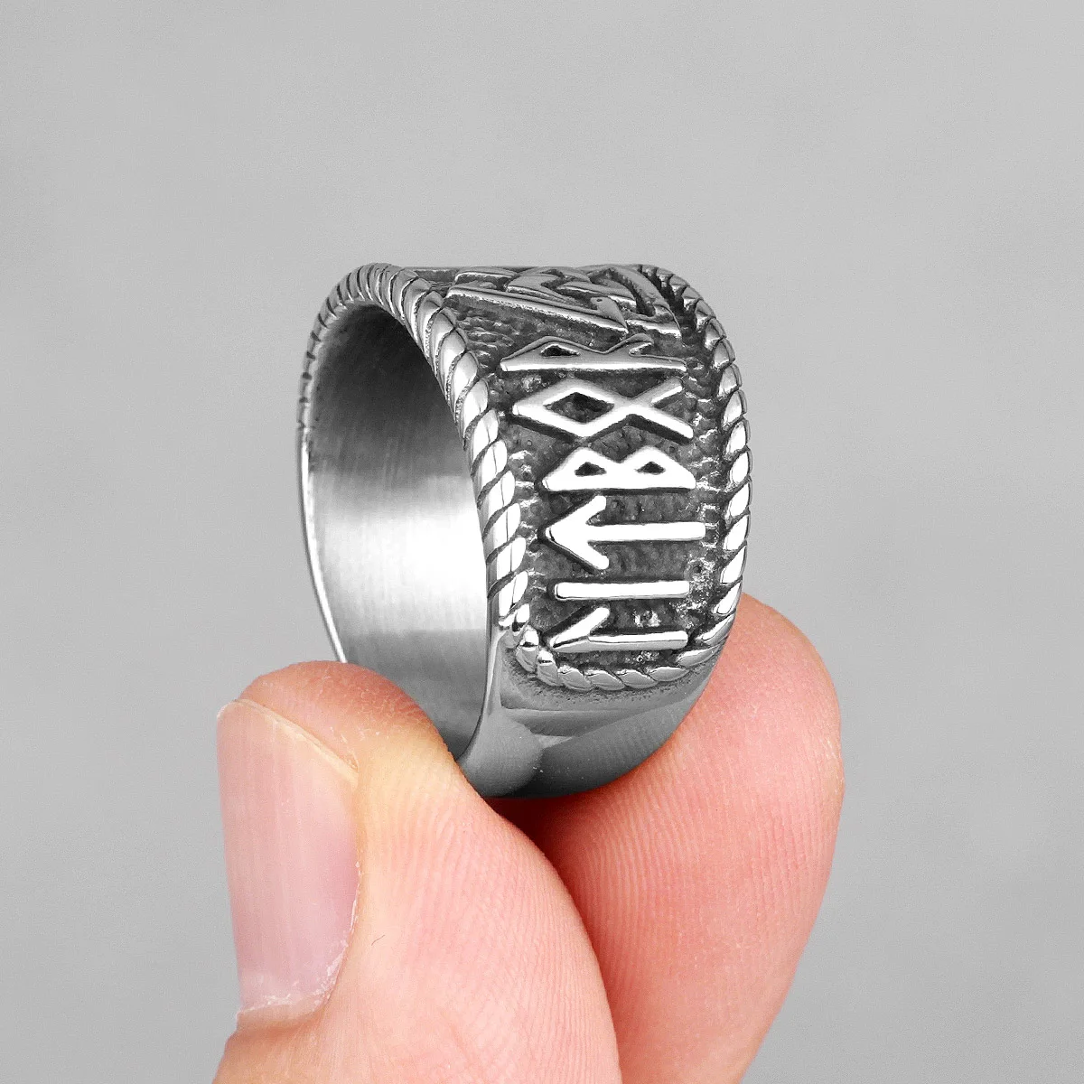 Norse Mythology Viking Odin Triangle Stainless Steel Mens Rings Cool for Male Boyfriend Biker Jewelry Creativity Gift Wholesale