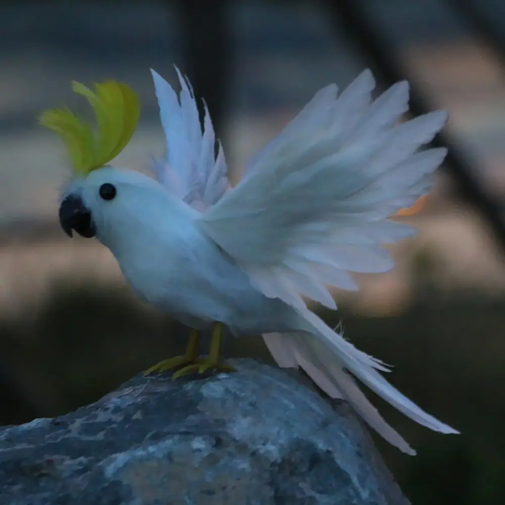 Realistic Flying Birds Model Colorful Artificial Parrot Creative Feather Lawn Figurine for Home Garden Birds Decoration Tree Dec