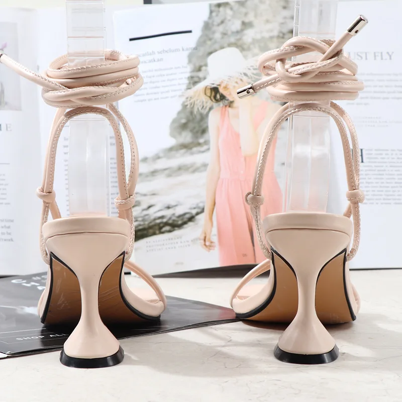 2023 Women Summer Fetish 10cm High Heels Spike Heels Strappy Sandals Lady Gladiator Cross Tie Heels Sandles Girls Gold Shoes