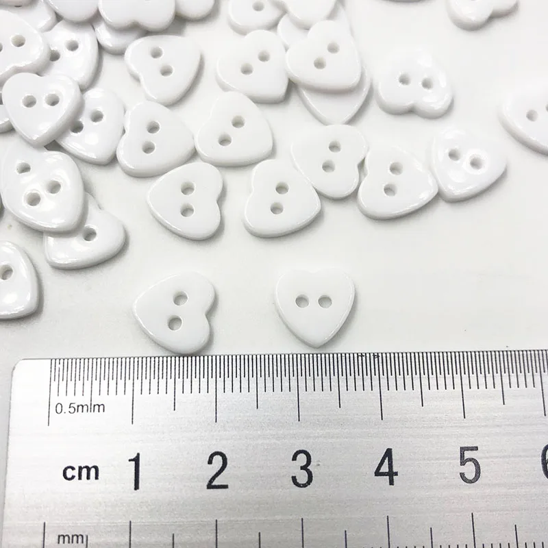 50/100pcs 12mm Cute Heart Plastic Button Sewing Accessories lots White color PT43