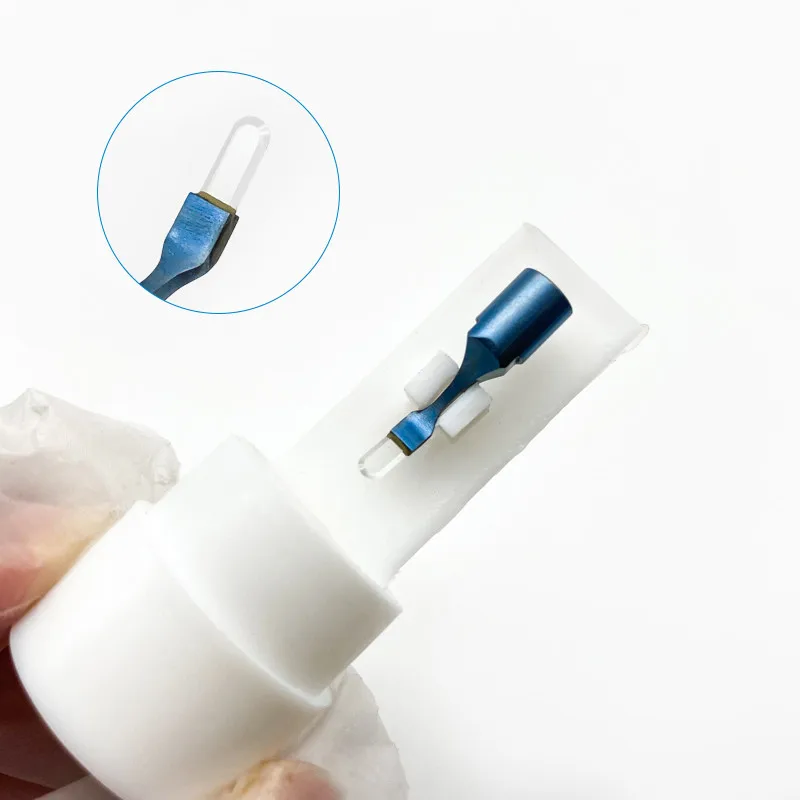 

1 шт., офтальмологический сапфировый полумесяц