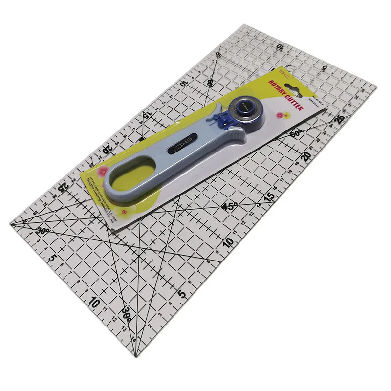 1 Set Patchwork Ruler DIY Tool Clothing Drawing Patchwork Tool Set 45mm 28mm Round Knife Plus 30*15cm Patchwork Cutting Rule