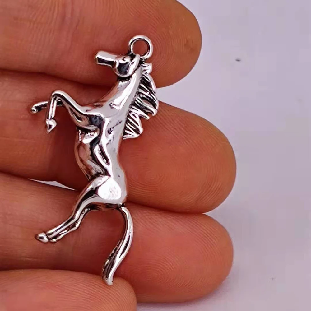 hzew 5 pcs new 3D horse pendant charm for women man Accessories