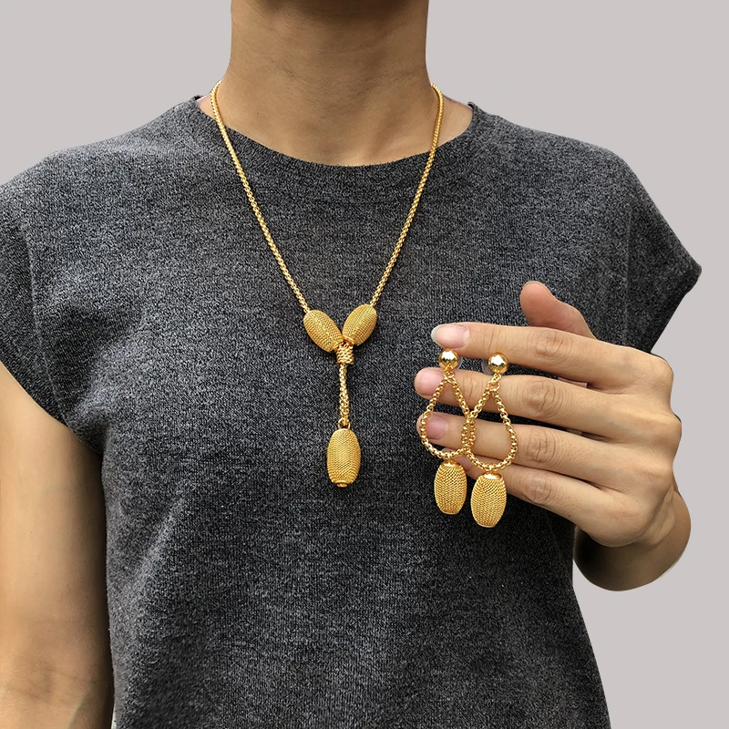 Picture 3: Dubai Gold Color Jewelry Sets For Women Big Necklace African Beads Jewelry Set Women Italian Bridal Wedding Jewelry Sets