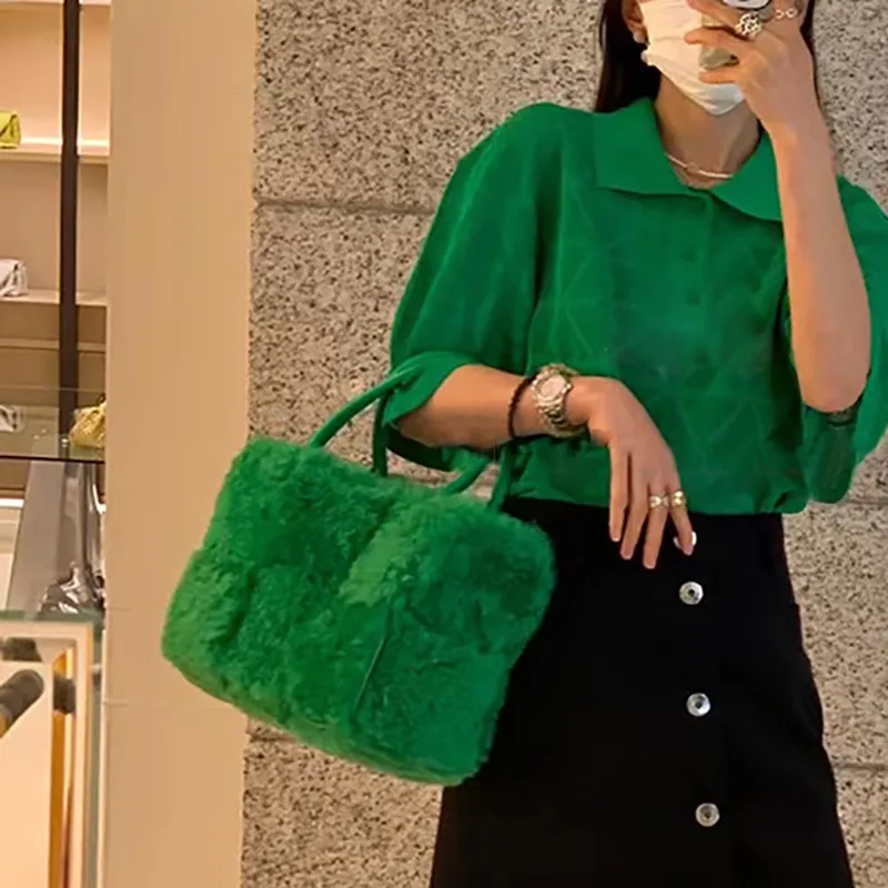 Net Celebrity Same Lamb Wool Woven Handbag Furry Shoulder Bag Big 2021 Autumn And Winter New Female Bag