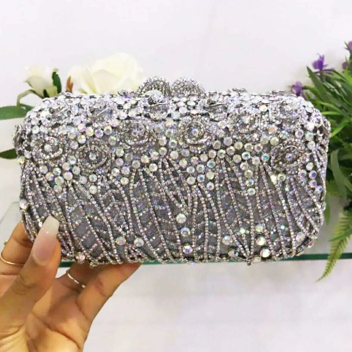 

Luxury Silver banquet Purse Women Party Handbags Day Clutches Ladies Wristlets female pochette