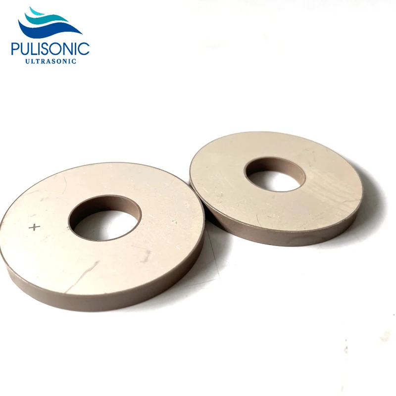 Forma dell\'anello ceramico piezoelettrico Pzt8 50x17x5mm come materiale piezoelettrico del sensore/convertitore di saldatura