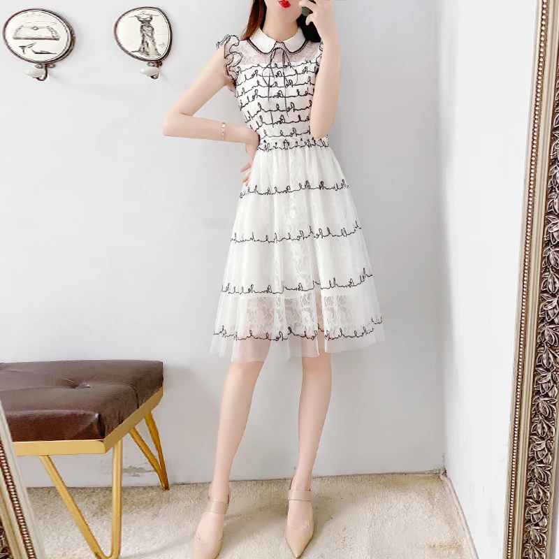 Water-soluble lace dress 2020 new summer temperament ladies are thin Sheath  Office Lady  Polyester  Zippers