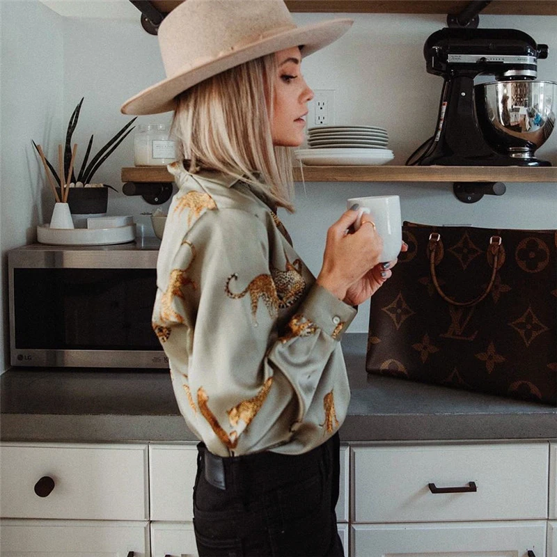 Snican Vintage Animal Leopard Print Satin Shirts Elegant Formal Office Ladies Blouse Za Camisa Fashion Camisas Mujer 2021 Zora
