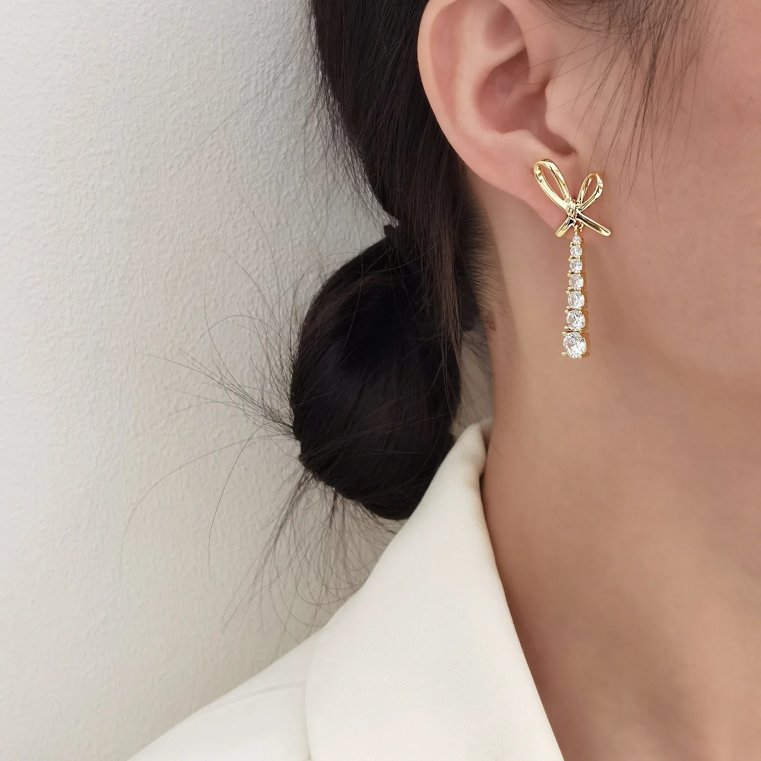 Minimalist 14K Gold Jewerly ECO Brass Knot With Zircon Earrings With Gold Filled South Korea Jewelry for Women HYACINTH Hotsale