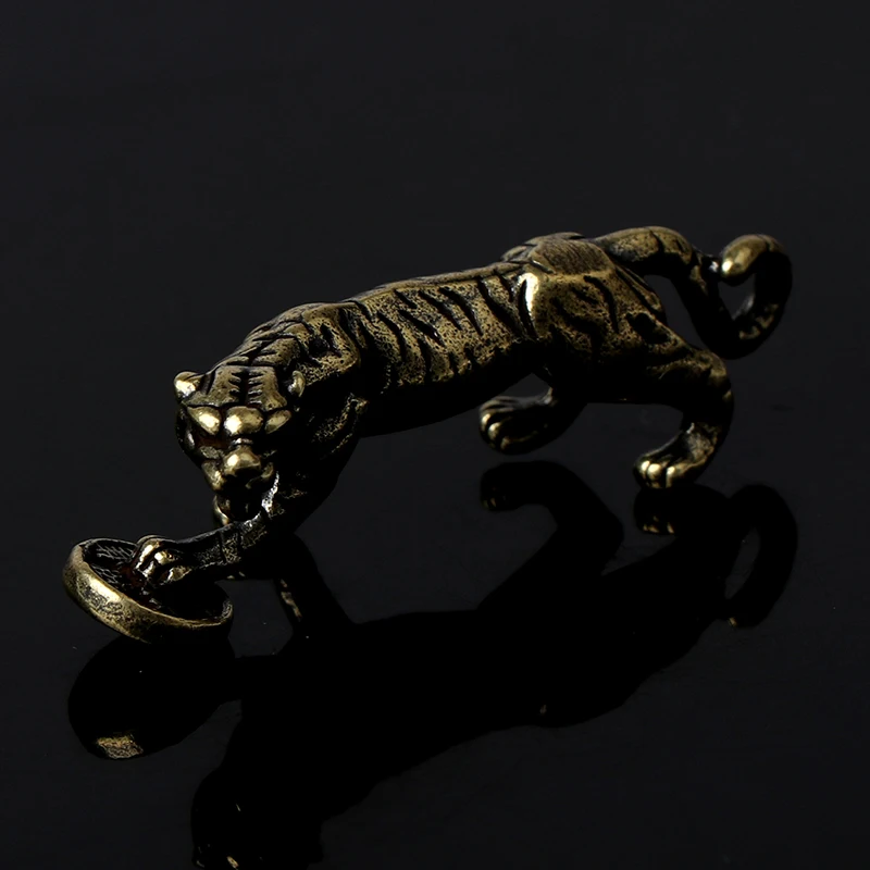 Brass Tiger Statue Ornament Zodiac Tiger Desk Decoration Pendant Desk Decoration Ornament Creative Desktop Decoration Ornament