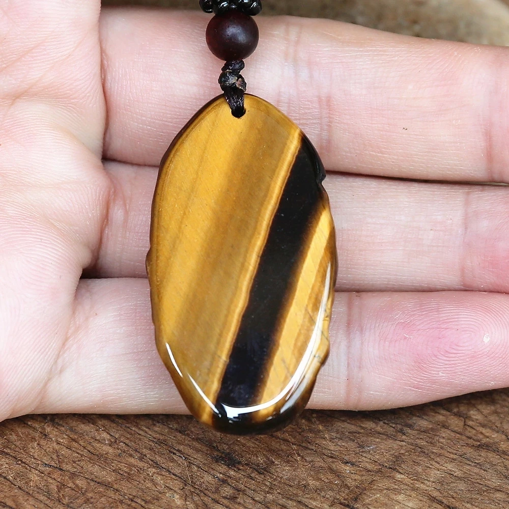 New Buddhist Guanyin Avatar Natural Tiger Eye Stour Jade Carved Buddha Pendant Lucky Energy Necklace Fashion Jewelry Accessories