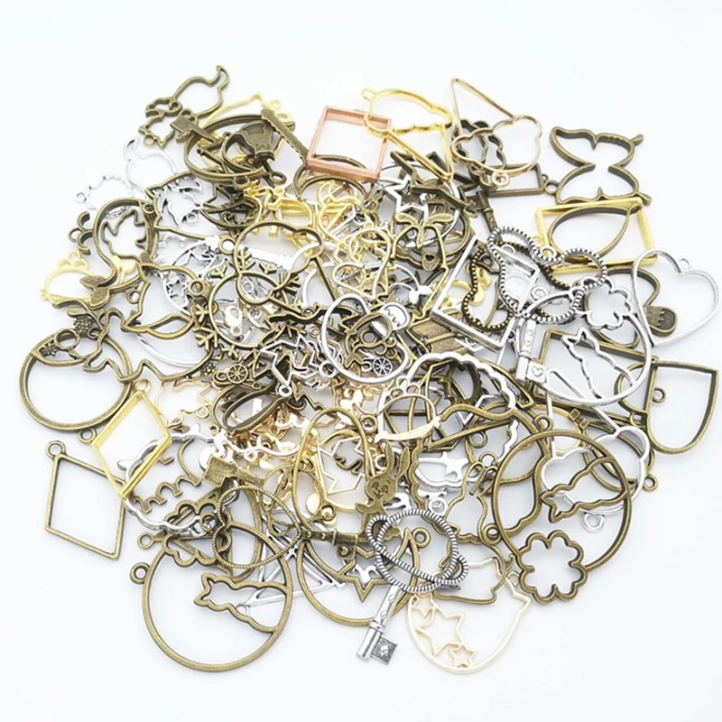 50g 100g DIY Mixed Charms Pendants Frame UV Epoxy Resin Mold Metal Geometric Frame Akcesoria do wyrobu biżuterii Komponenty