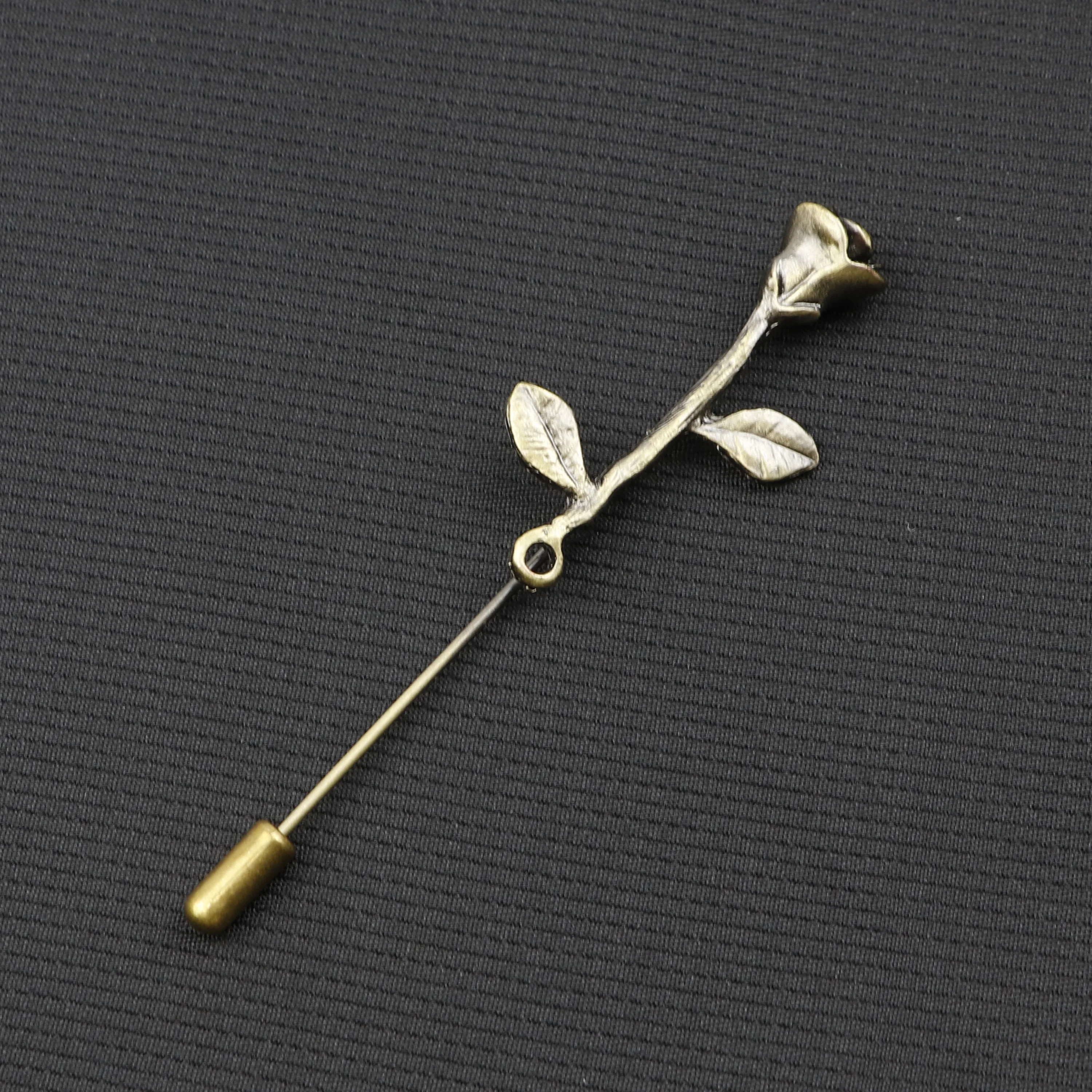 Men\'s Golden Black Luxury Brooches Various Leaf Ginkgo Fower Pin Chic Fashion Men Suit Shawl Collar Lapel Pins Daily Accessory