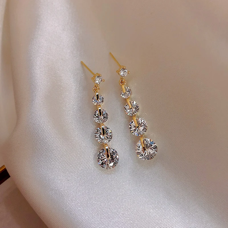 Fashion and High-Level Crystal Zircon Earrings Party Focus Earrings Give Gifts to Friends Everyday Wear Trendy Women's Earrings view 5