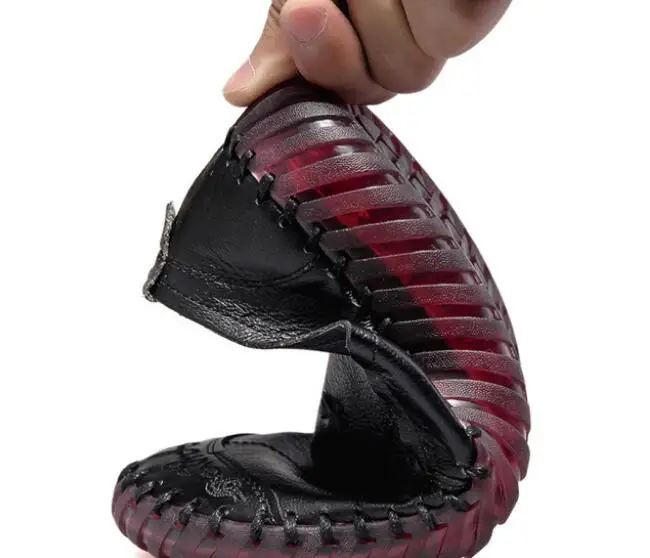 New Classic Fashion Women Shoes Genuine Leather Loafers Women Casual Shoes Soft Comfortable Shoes Women red Flats Large size