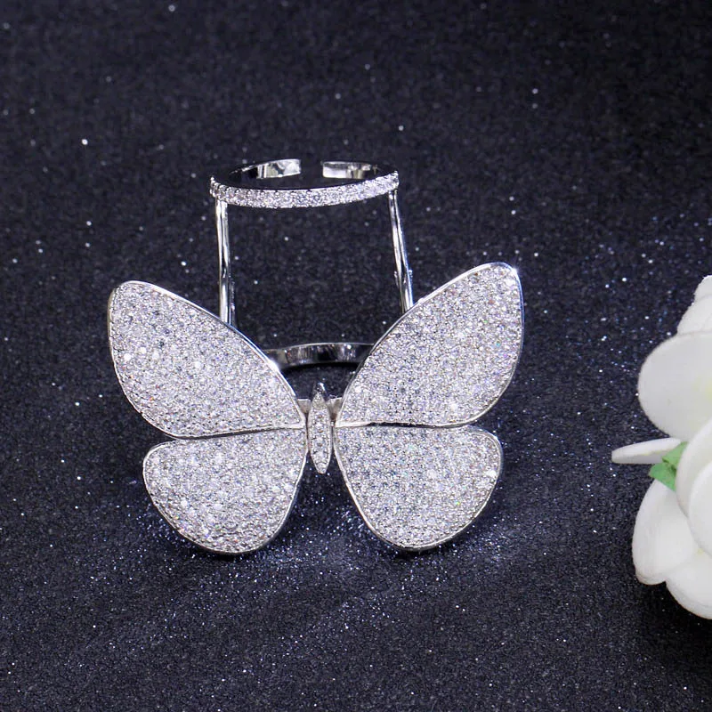 Pera Unique Design Micro Full Cubic Zirconia Paved Large Movable Butterfly Finger Rings for Women Engagement Party Jewelry R071