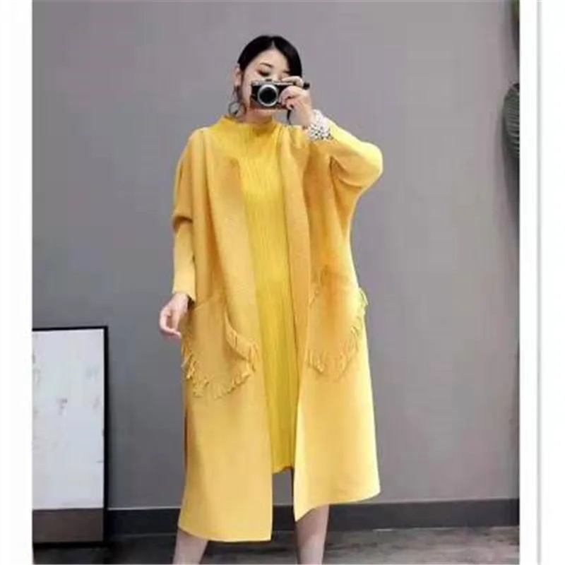 High-Puality Women\'s Miyake Fold Fringed Long Coat 2020 Spring And Autumn New Wild Over The Knee Trench Coat Creased Cardigan