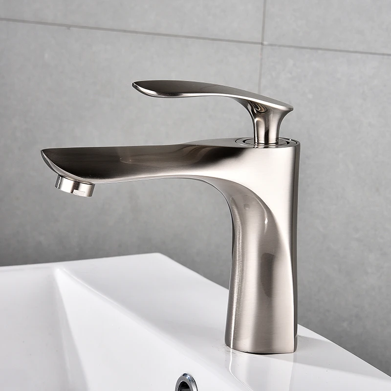 

Vidric Basin Faucets Elegant Bathroom Faucet Hot and Cold Water Basin Mixer Tap Chrome Finish Brass Toilet Sink Water Crane Gold