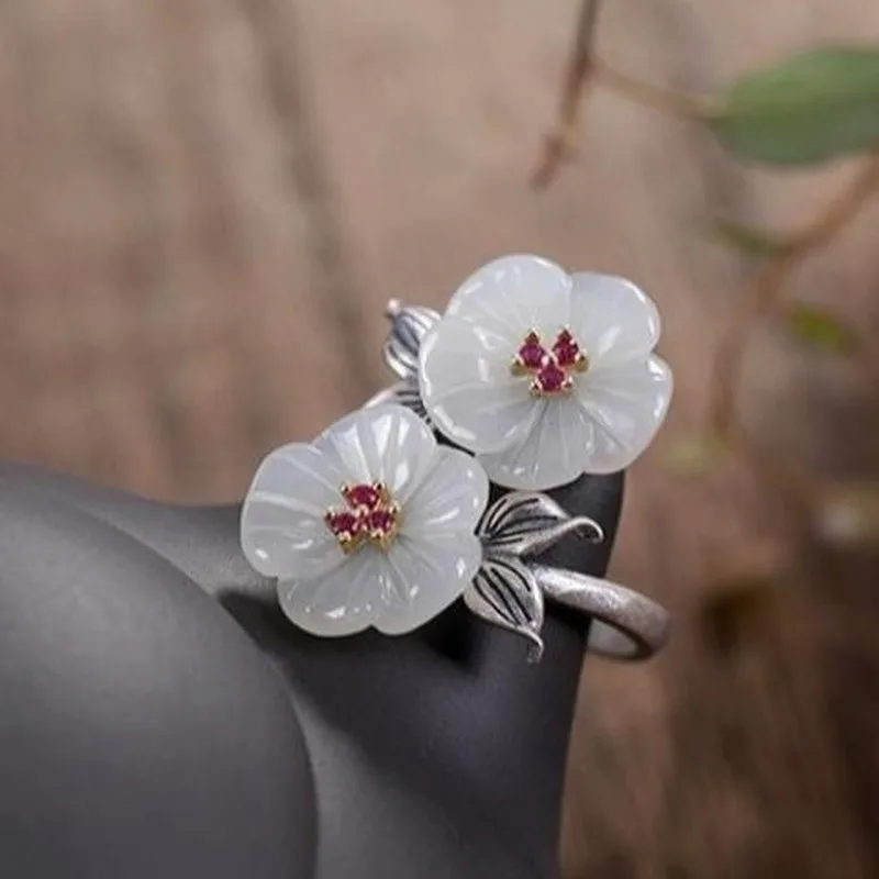 SNew silver inlaid Hetian jade ancient style flowers Chinese  retro fine craftsmanship high sense of charm ladies ring