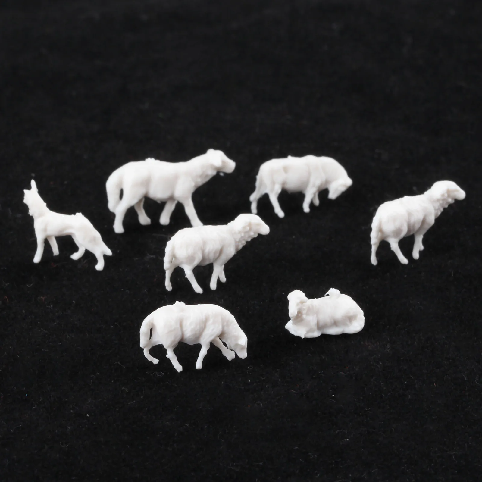 30Pcs 1:87 Model Sheep 10mm UnPainted White Farm Animals Sheep HO Scale Model For Train Doll House Room Box House Model