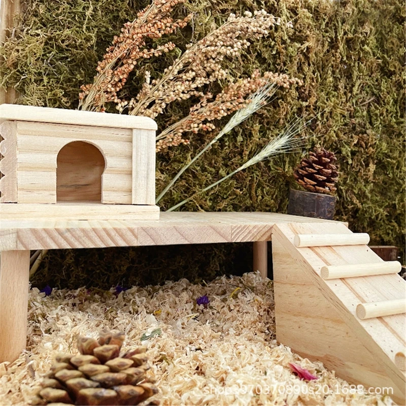 

Natural Wood Stand Hamster Activity Platform with Pillars Easy to Install