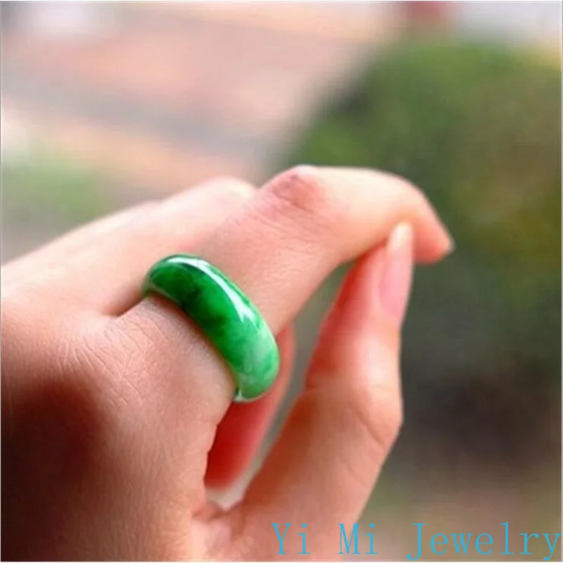 Fashion Burmese Full Green Dry Green Ring Jade Color Boutique Jade Ring for Men and Women Ring Jewelry Wedding Rings